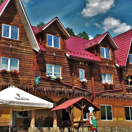 "Lian" Family Hotel & Restaurant Volosyanka  ภายนอก รูปภาพ