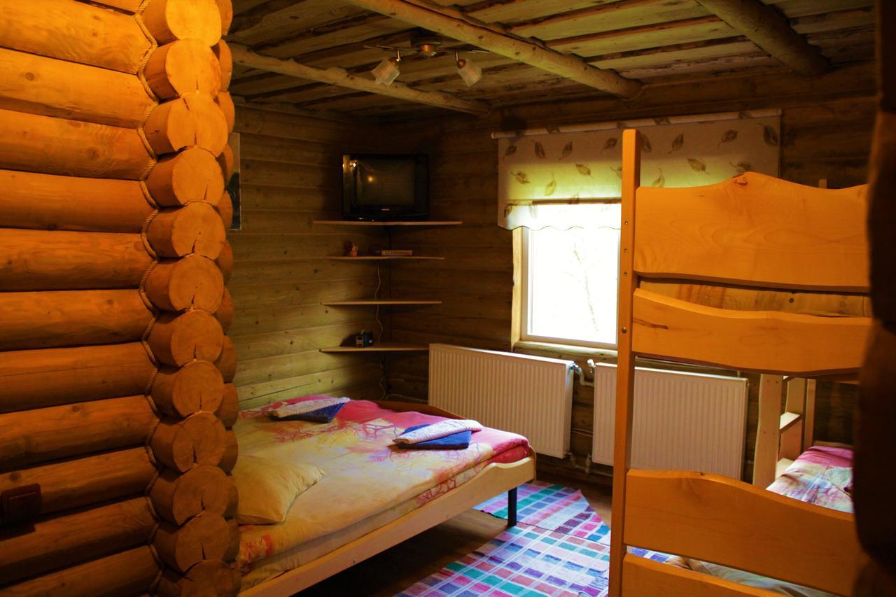 "Lian" Family Hotel & Restaurant Volosyanka  ภายนอก รูปภาพ